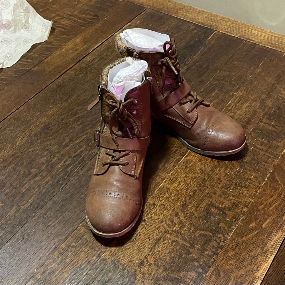 SO Hackberry Ankle Lace-Up Boots in Cognac 8.5 - Picture 6 of 16